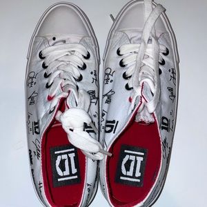 Limited Edition One Direction shoes!